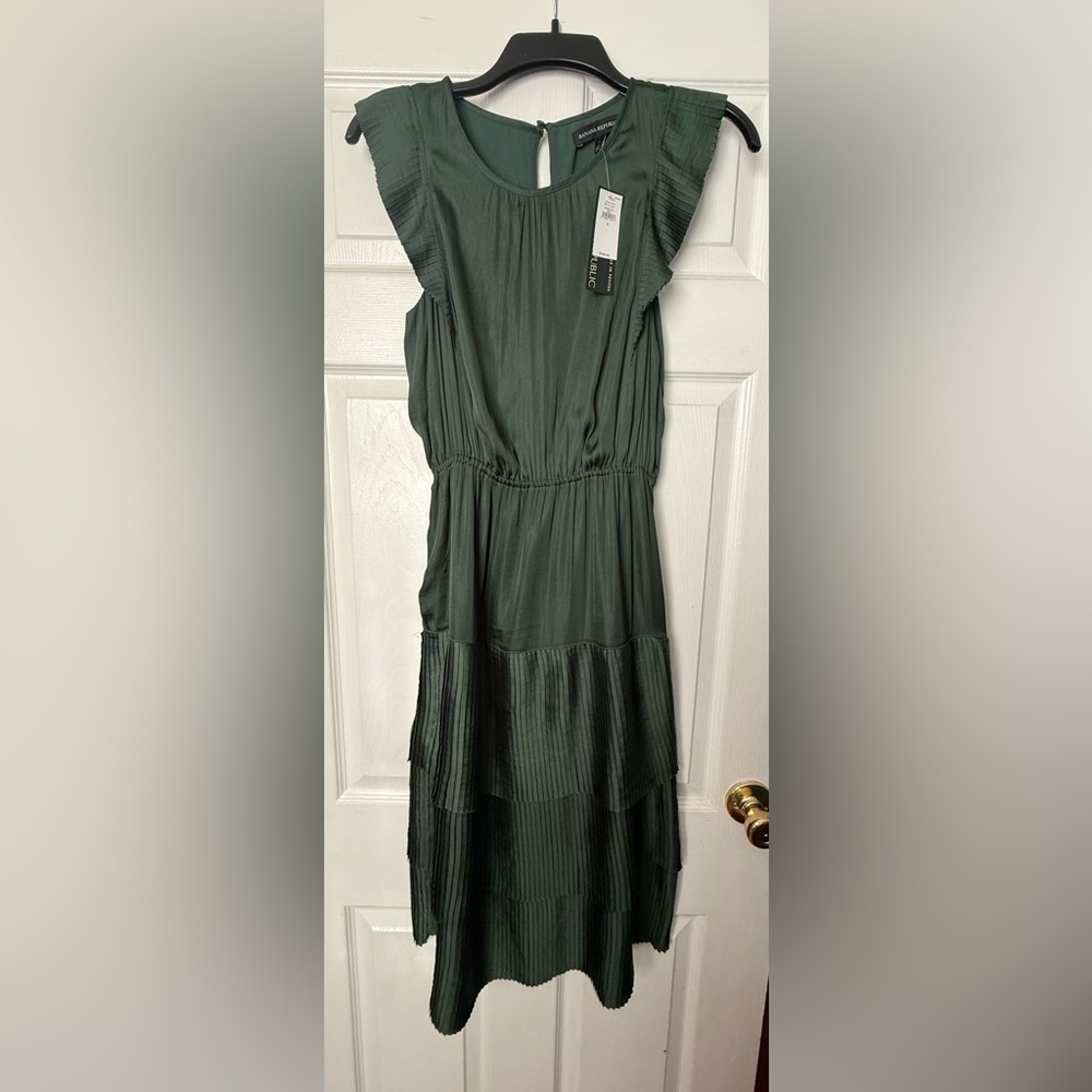Banana Republic Forest Green Midi Dress